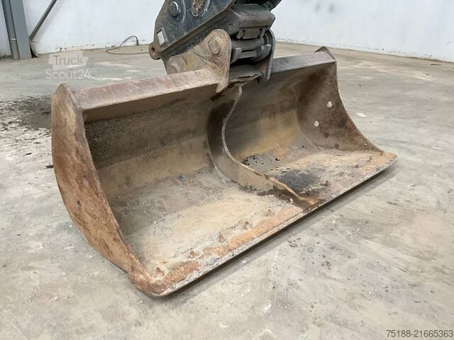 Excavadora sobre orugas Takeuchi TB 2150 R