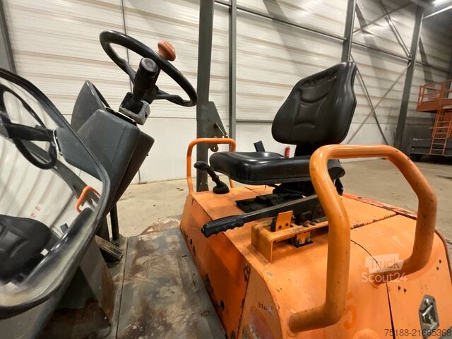 Véhicule à benne Ausa D 350 AH G