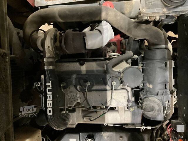 Véhicule à benne Thwaites 6 tonne