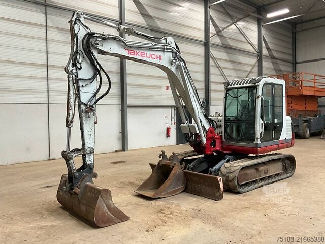 Excavadora Midi Takeuchi TB 175