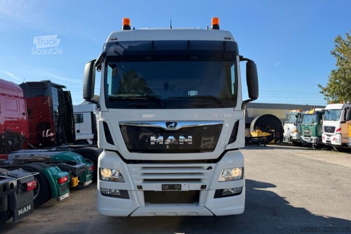 Standard trekkvogn MAN TGX 18.460 Kompressor