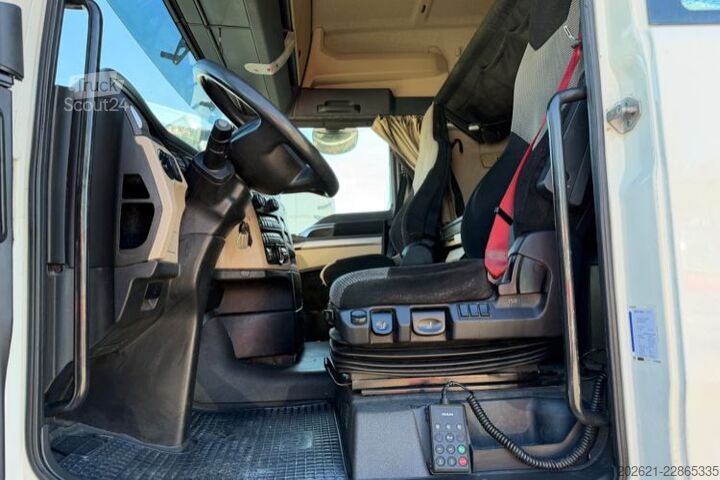 Standard trekkvogn MAN TGX 18.460 Kompressor