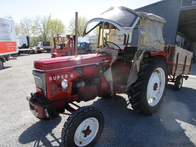 Tractor RENAULT SUPER 6 -R7050- 4xNeu Bereift+mit Anhänger*