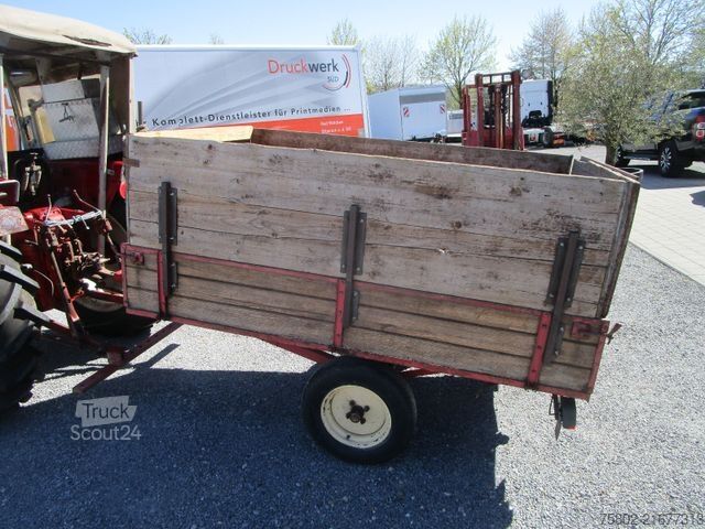 Tractor RENAULT SUPER 6 -R7050- 4xNeu Bereift+mit Anhänger*