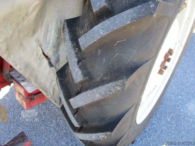 Tractor RENAULT SUPER 6 -R7050- 4xNeu Bereift+mit Anhänger*