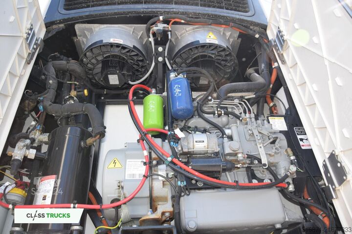 Hladilna polprikolica SCHMITZ CARGOBULL SKO FP 45 Carrier Vector 1550