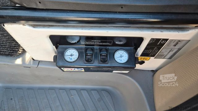 Mikroautobusas MERCEDES-BENZ Sprinter 516 Heckniederflur City Schlafsessel