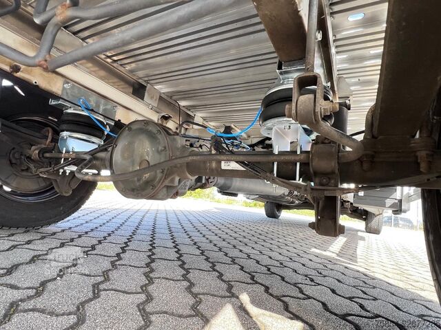 Autonkuljetuspakettiauto MERCEDES-BENZ Sprinter 314CDI+Neuer Aufbau+Luftfederung
