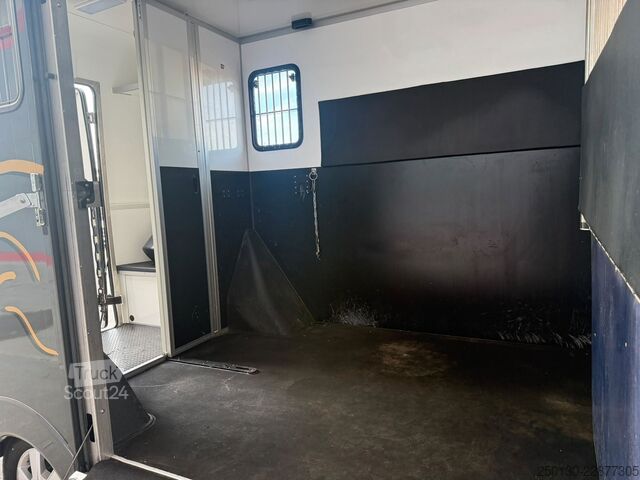 Превозвач на добитък MERCEDES-BENZ SODIAK HORSE 2 Pferde Luxus Sprinter