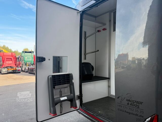 Превозвач на добитък MERCEDES-BENZ SODIAK HORSE 2 Pferde Luxus Sprinter