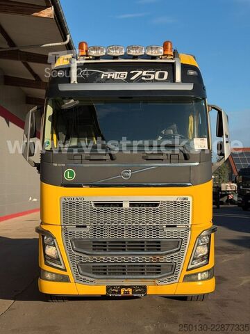 Camião pesado VOLVO FH 750 8x4 BL  Tridem Retarder/LED/VLA