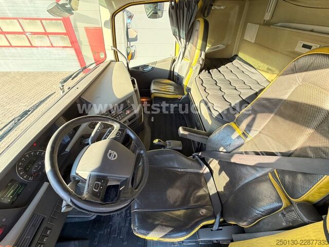 Camião pesado VOLVO FH 750 8x4 BL  Tridem Retarder/LED/VLA