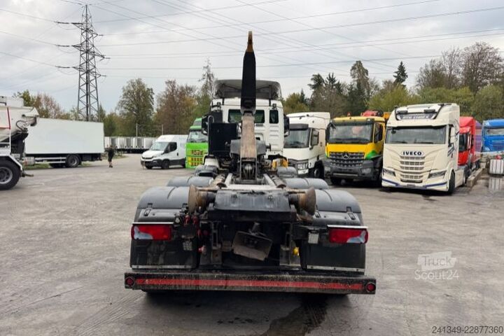 Контейнеровоз з гачком (рол-офф) MAN TGS 35.480 8x4 Hiab 26T