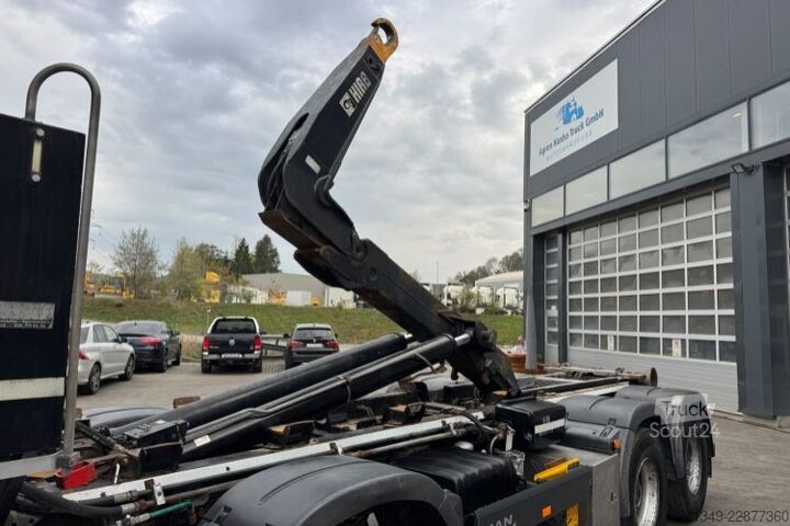 Контейнеровоз з гачком (рол-офф) MAN TGS 35.480 8x4 Hiab 26T