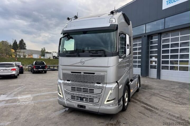 Стандартний тягач VOLVO FH-460TC XXL