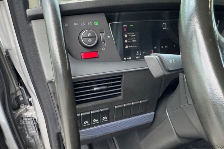 Стандартний тягач VOLVO FH-460TC XXL