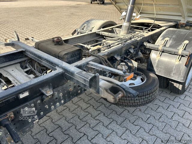 Furgón volquete trilateral MITSUBISHI Canter 9C18 / Meiller 3 Seiten