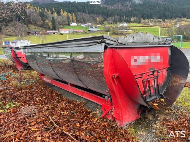 Celtniecības mašīna  BFAB asphalt tank w/ manual canopy