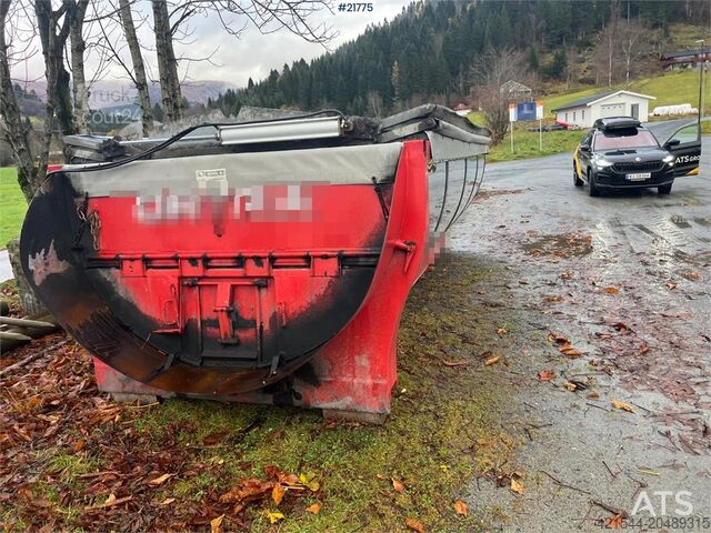 Celtniecības mašīna  BFAB asphalt tank w/ air-controlled canopy
