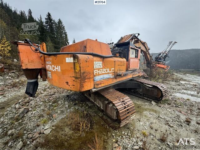 Vikšrinis ekskavatorius Hitachi FH 220 LC