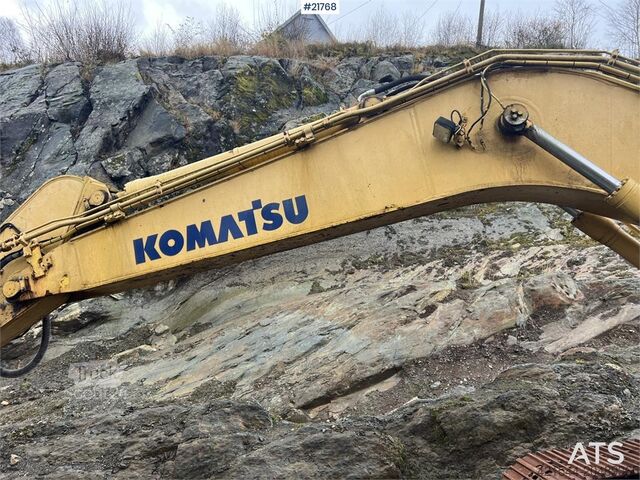 Rupsgraafmachine Komatsu pc210lc-8 excavator w/ tooth bucket
