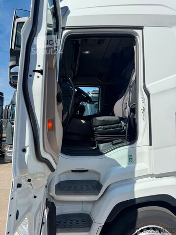 Ελκυστήρας μεγάλου όγκου DAF XG 530 * RETARDER * STANDKLIMA * VER. SATTEL *