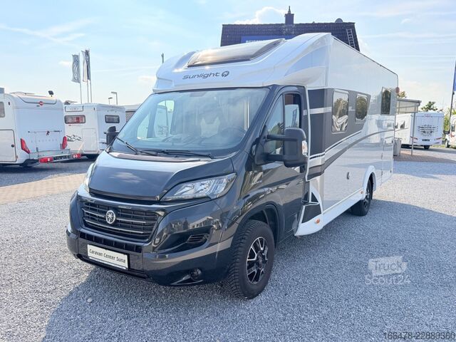 Caravana semiintegrada SUNLIGHT T 69 L *Queensbett-Hubbett*