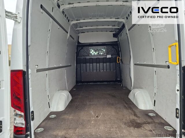 Furgoneta de caja alta IVECO Daily 35S16V RS 3520L / Klima / Bluetooth