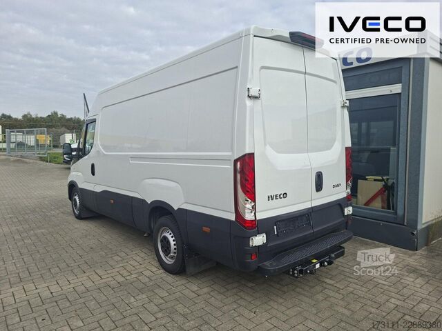 Furgoneta de caja alta IVECO Daily 35S16V RS 3520L / Klima / Bluetooth
