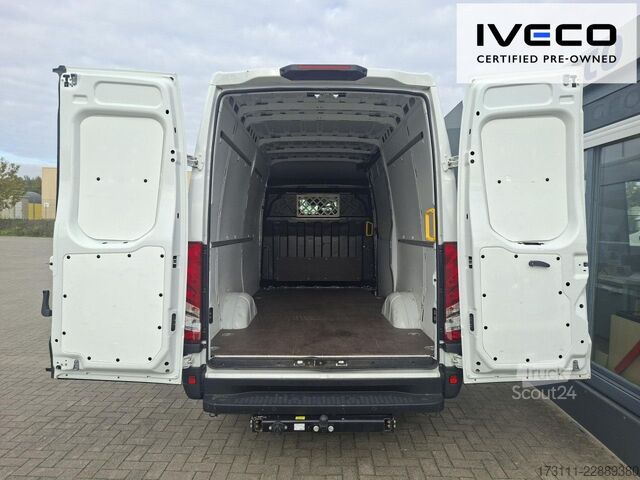 Furgoneta de caja alta IVECO Daily 35S16V RS 3520L / Klima / Bluetooth