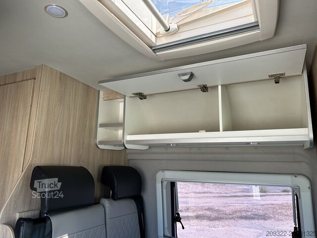 Caravana/autocaravana Fiat Weinsberg Carabus 600 K | 4 Posti Letto | Completamente Attrezzato