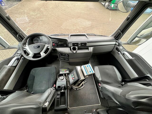 Depósito de agua MAN TGS 35.480 8X4-4 BL TGS 35.480 8X4-4 BL Wassertank