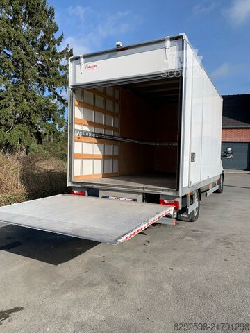 Kassevogn Iveco Daily 35