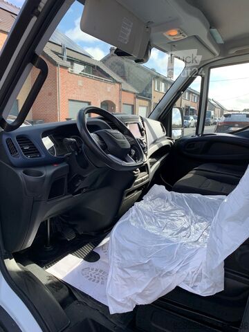 Kassevogn Iveco Daily 35