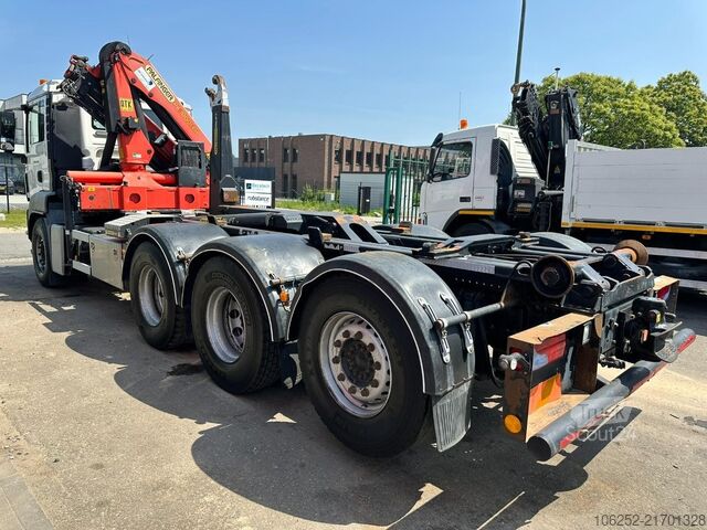 Containertransport (haakarmsysteem) MAN TGS 35.400 8x4 TRIDEM HOOKLIFT T22 + CRANE PALF...
