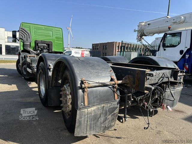 Fahrgestell mit Fahrerhaus Volvo FM 340 8x2 CHASSIS (7m35) - LIFT+STEERING AXLE ...