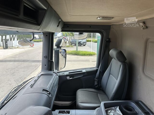 Benne fermée Scania P320 RETARDER - CLOSED BOX 8m25 x 2m47 x 2m30 -...