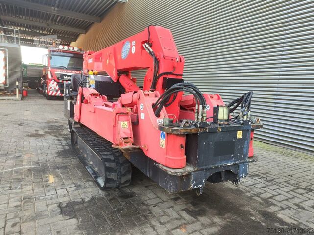 Mini kran Unic URW 506 CDE