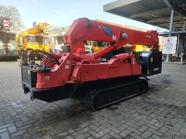 Mini kran Unic URW 506 CDE