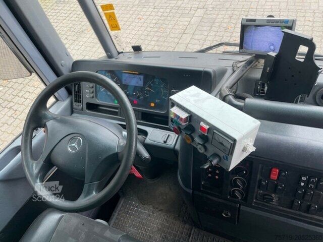 Garbage truck Mercedes-Benz 2633 6x2 Econic FaunRoto Zöller