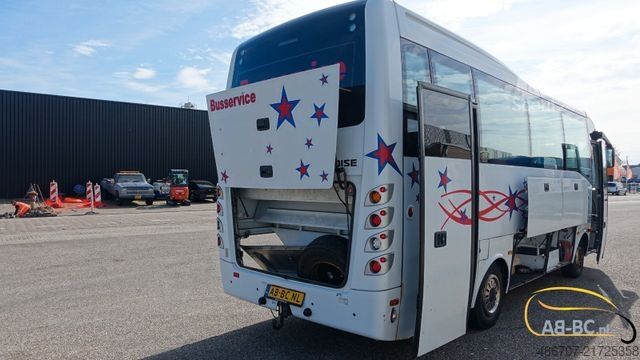 Reisebus ISUZU Turquoise EURO 6, 30 Sitzplätze, 6 Stände