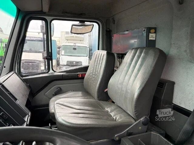 Châssis avec cabine Mercedes-Benz SK 1824 K (ONLY 226.000 KM!) 4x2 FULL STEEL CHA...