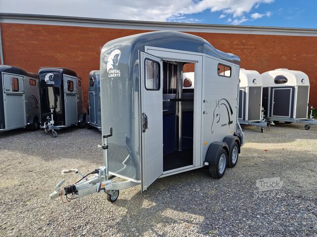 Vans pour chevaux Cheval Liberté Touring Jumping V2 direkt verfügbar Neu