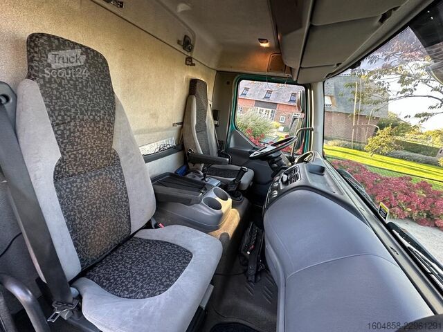 Dépanneuse DAF FA LF45 .180 / NL TRUCK / HIAB 035 KRAAN /HANDG...