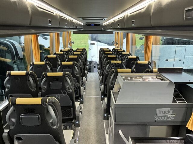 Turistični avtobus Van Hool TX 16 Astronef