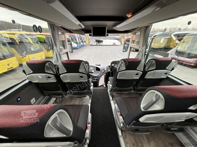 Diaľkový autobus Setra S 516 HD/2
