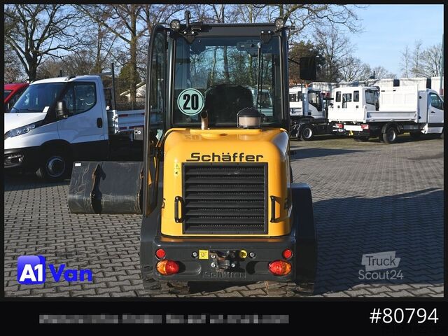 Furgone personalizzato SCHAEFFER Schäffer 2445S Hoflader, Gabel, 127 Bstd.