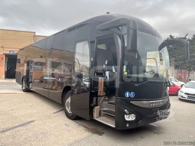 Car de tourisme IVECO Magelys