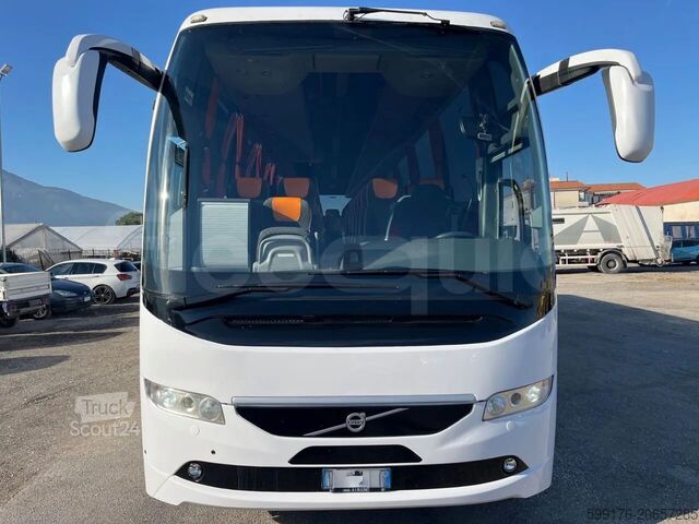 Tur aracı Volvo 9700