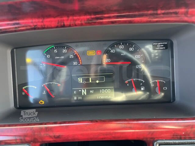 Tur aracı Volvo 9700